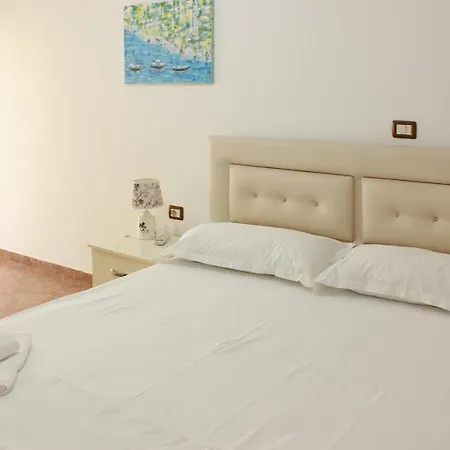 Meg'rooms - Feels Like Apartment *