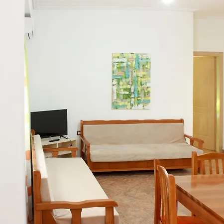 Meg'rooms - Feels Like Sarande